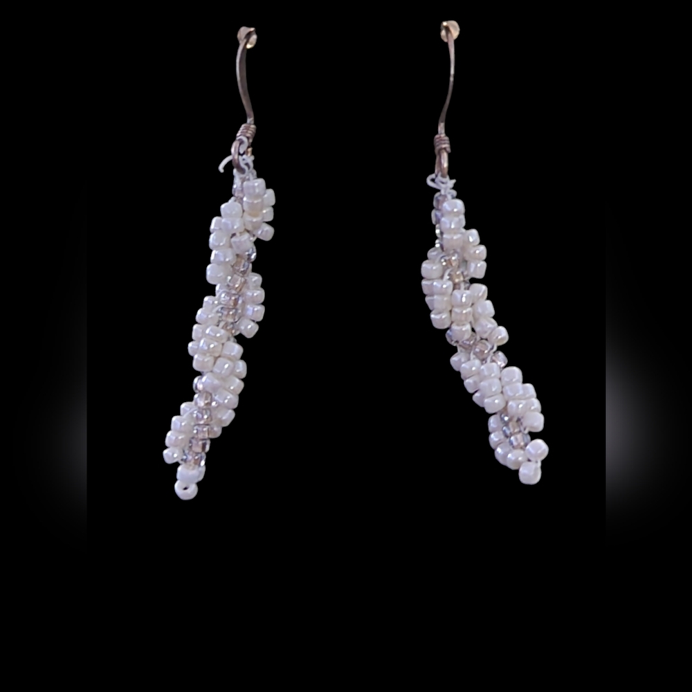 Hand Crafted Jewelry White, Gold, Clear Seed Beads Statement Necklace & Earrings - Picture 14 of 17